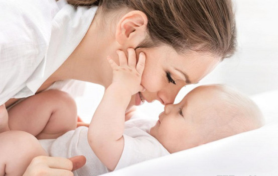 宝宝黄疸没去照蓝光的后果,宝宝黄疸不治的后果