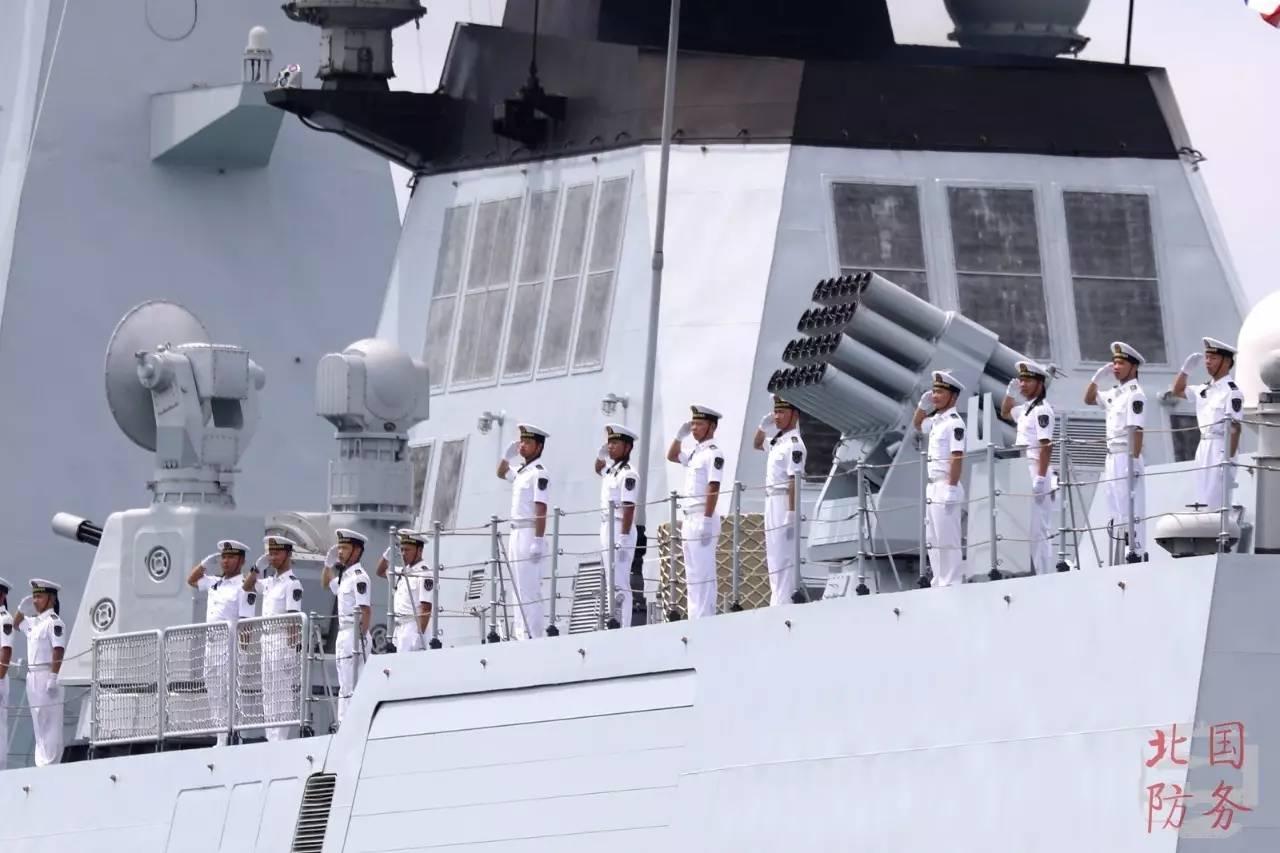 日本参加海上阅兵的军舰叫什么 (海上阅兵日本军舰)