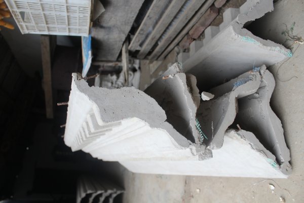 盖房的心酸和难处只有自己知道,父母盖房子的心酸感悟