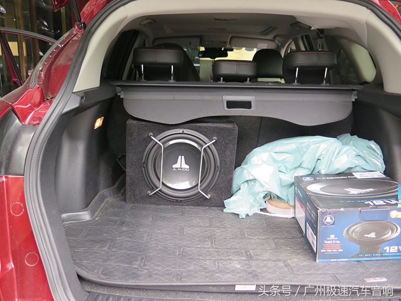 奔腾x80怎么改装才霸气,2013款奔腾x80音响改装