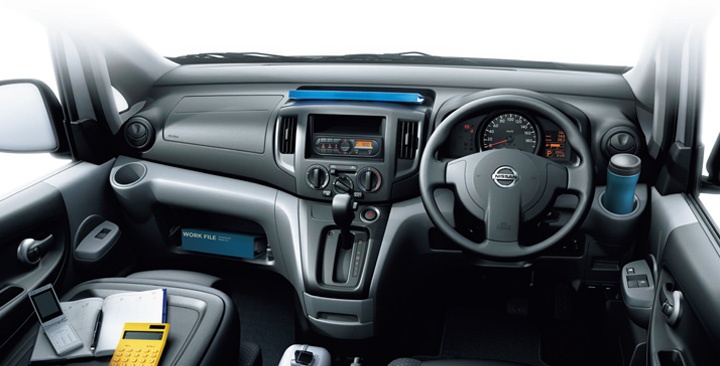 郑州日产nv200驾驶感受,日产面包车nv200试驾