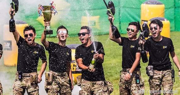 打彩弹的真人cs的地方,真人cs实弹和彩弹