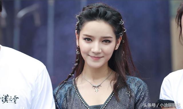 杨幂最近和刘恺威状况,杨幂旗下的4朵金花谁最红