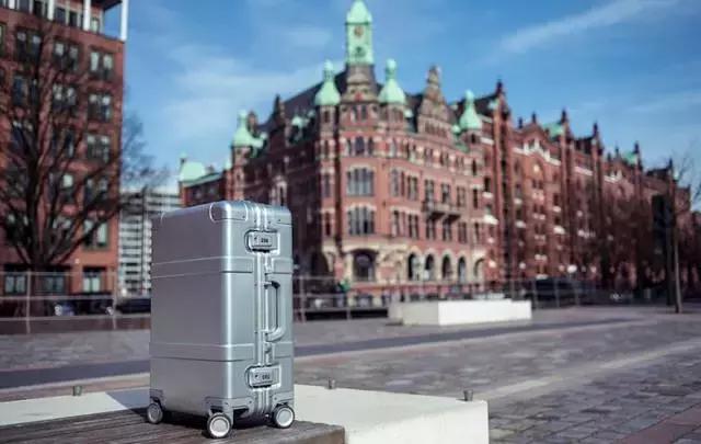 哪个牌子的旅行箱性价比高,哪个旅行箱值得买