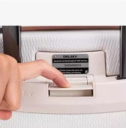 哪个牌子的旅行箱性价比高,哪个旅行箱值得买