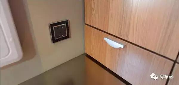 浣冲疂t80鎴胯溅澶栬閫犲瀷,涓噾鍗氭湕浜屾墜鎴胯溅浠锋牸