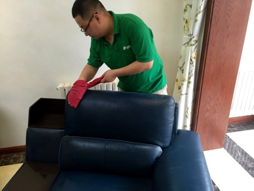 真皮沙发甲醛多久能散掉,新买的皮沙发怎么快速去除甲醛