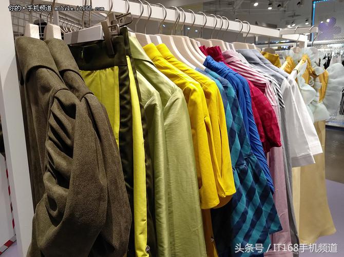 可能是坚果Pro最详细的体验：这手机好不好看完就知道了