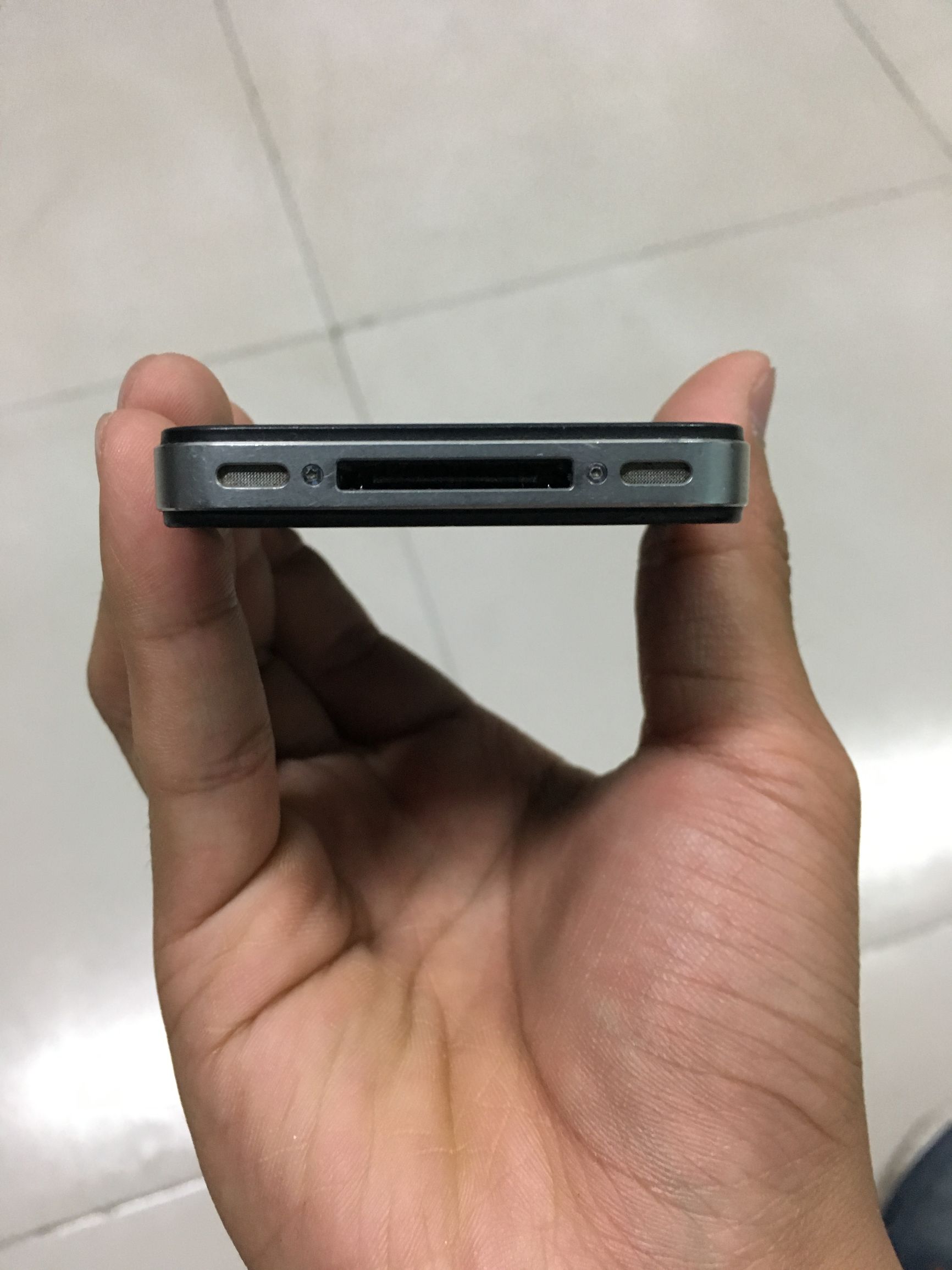 iphone4s还值得购买吗,在2020年买iphone4s多少钱