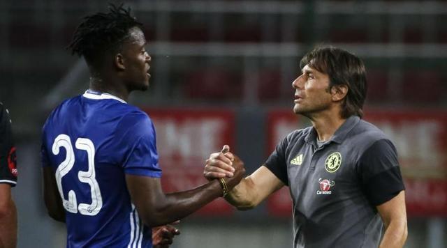 2012年切尔西夺冠后的阿布,阿布三冠王