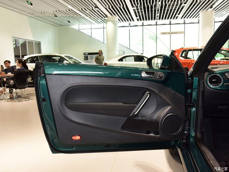 进口大众甲壳虫二手车多少钱,原装进口甲壳虫2023款落地价