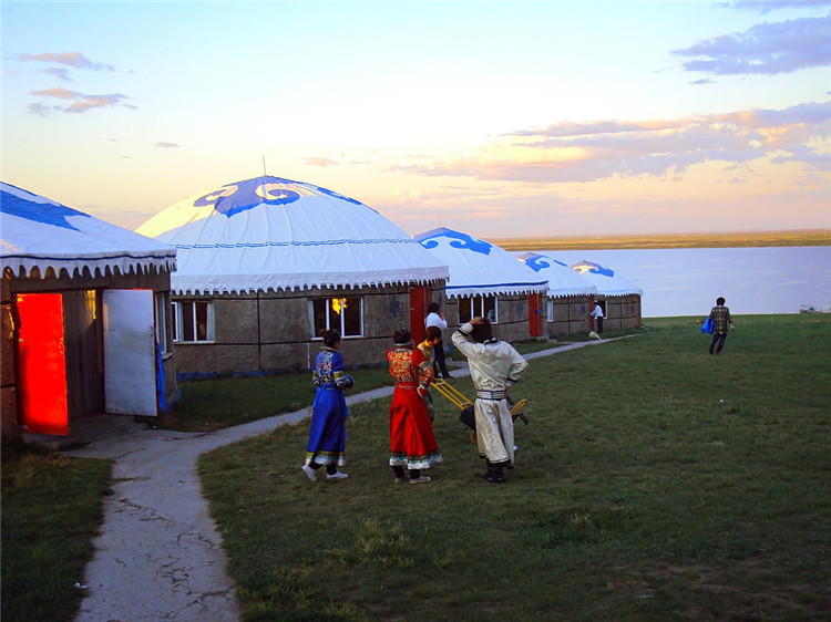 怎么去呼伦贝尔大草原景区 (呼伦贝尔大草原有几个旅游景点)