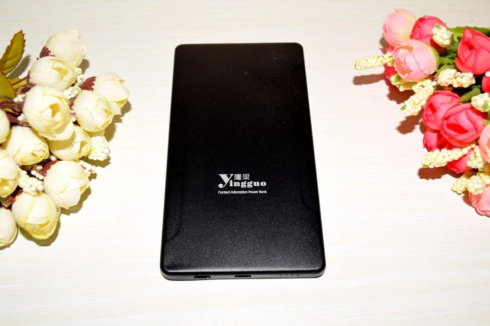 鹰果在手,充电无忧——鹰果磁吸触点式背夹移动电源