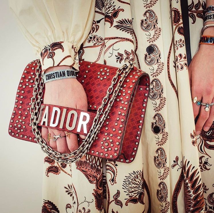 没有什么好看的包包推荐,没有品牌好看的包