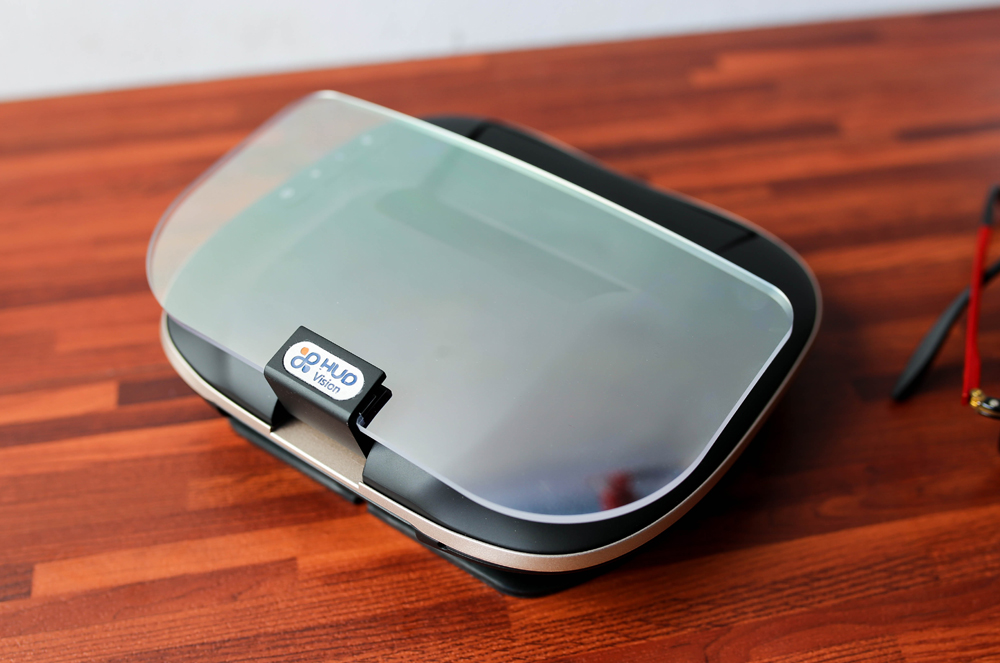 汽车安装飞机显示器：号称开车“不低头”，有多少人用过？