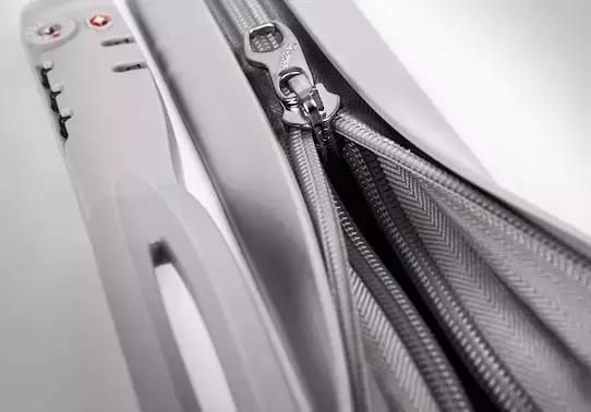 哪个牌子的旅行箱性价比高,哪个旅行箱值得买