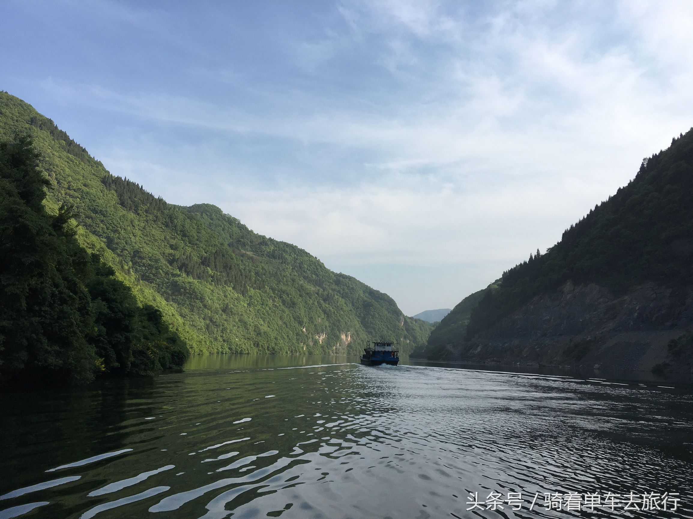 后柳水乡游船还是三峡游船好,汉江三峡和后柳水乡是一个景区吗