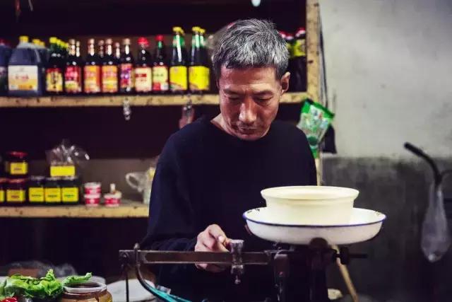 你小时候打过酱油吗,你小时候去超市干过这事吗