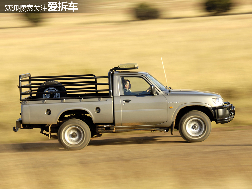 新款陆巡越野表现,越野性能不输于丰田陆巡