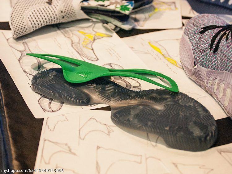 低帮球鞋适合哪类球员,现在低帮很火的鞋