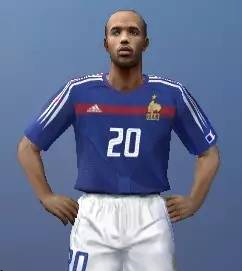 实况8最强前锋,实况足球8国际版元老妖人排名