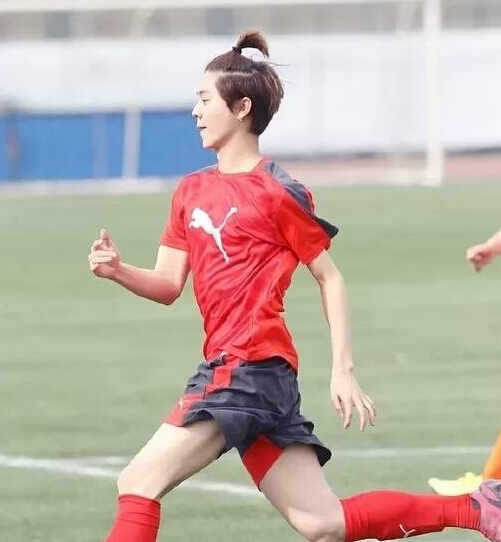 鹿晗回应被说娘,鹿晗回应娘