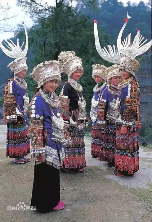 少数民族服饰苗族服饰,少数民族服饰苗族画