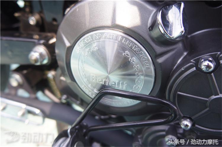 贝纳利弯梁rfs150i可以装尾箱吗,贝纳利弯梁rfs150i测评