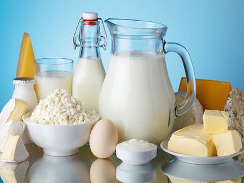 喝奶腹胀如何解决,喝奶胃胀是怎么回事