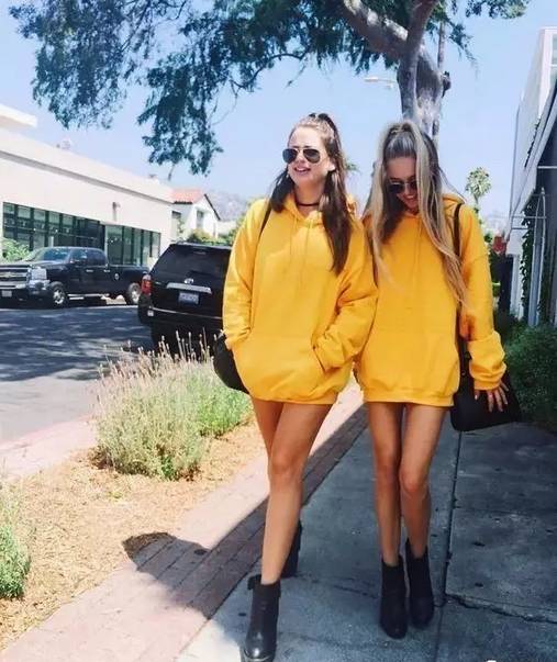 樱草黄色明亮显白又高级,樱草黄如何配色