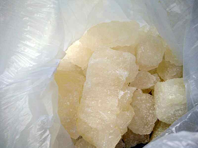 腌甜蒜用味极鲜吗,酸甜爽脆一口下去嘎嘣脆的腌糖蒜