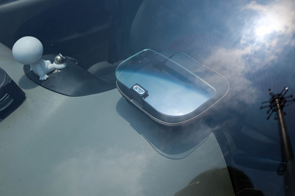 汽车安装飞机显示器：号称开车“不低头”，有多少人用过？