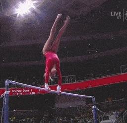 我只注意到后面的亮点了,哈哈