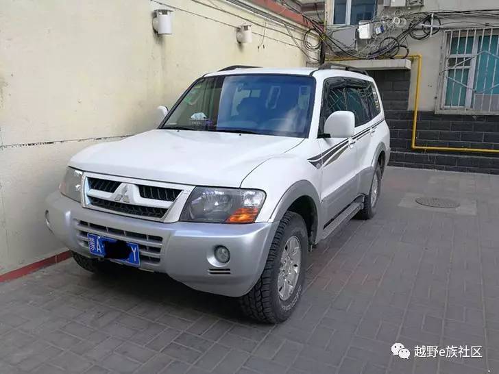 帕杰罗v73老改新,帕杰罗v73本土版圆灯版