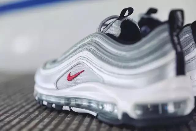 没买到之前银*弹子**，那么你一定不能错过这次金色的