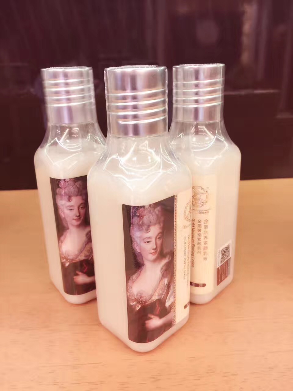 不是所有水都适合湿敷,敷水膜有用吗