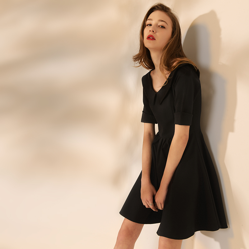 这几类衣服建议别穿,这四种衣服建议不要穿