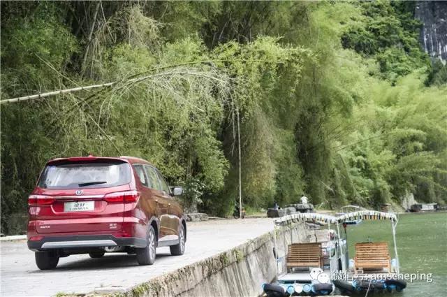 长安凌轩和宝骏730对比视频,长安凌轩对比新款730