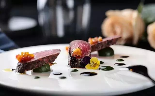 香港人均200西餐厅 (广州人均200西餐厅)