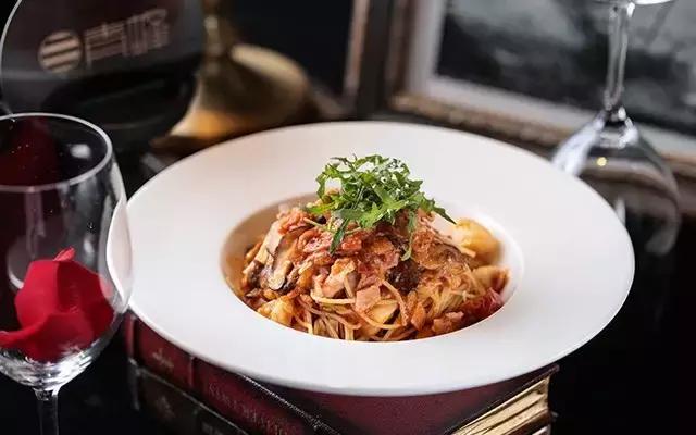 香港人均200西餐厅 (广州人均200西餐厅)