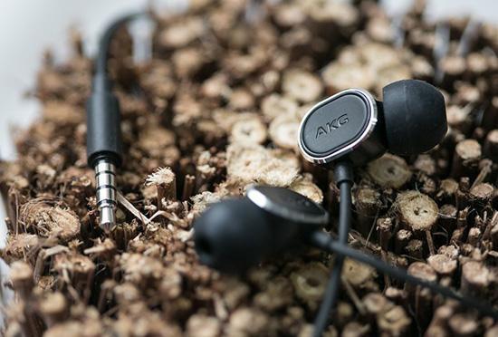 5.20示爱：娇兰小黑裙与手游神器CoolS1的碰撞