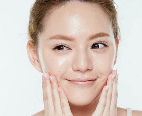 痘痘引起肿胀,痘痘引起的肿块是什么