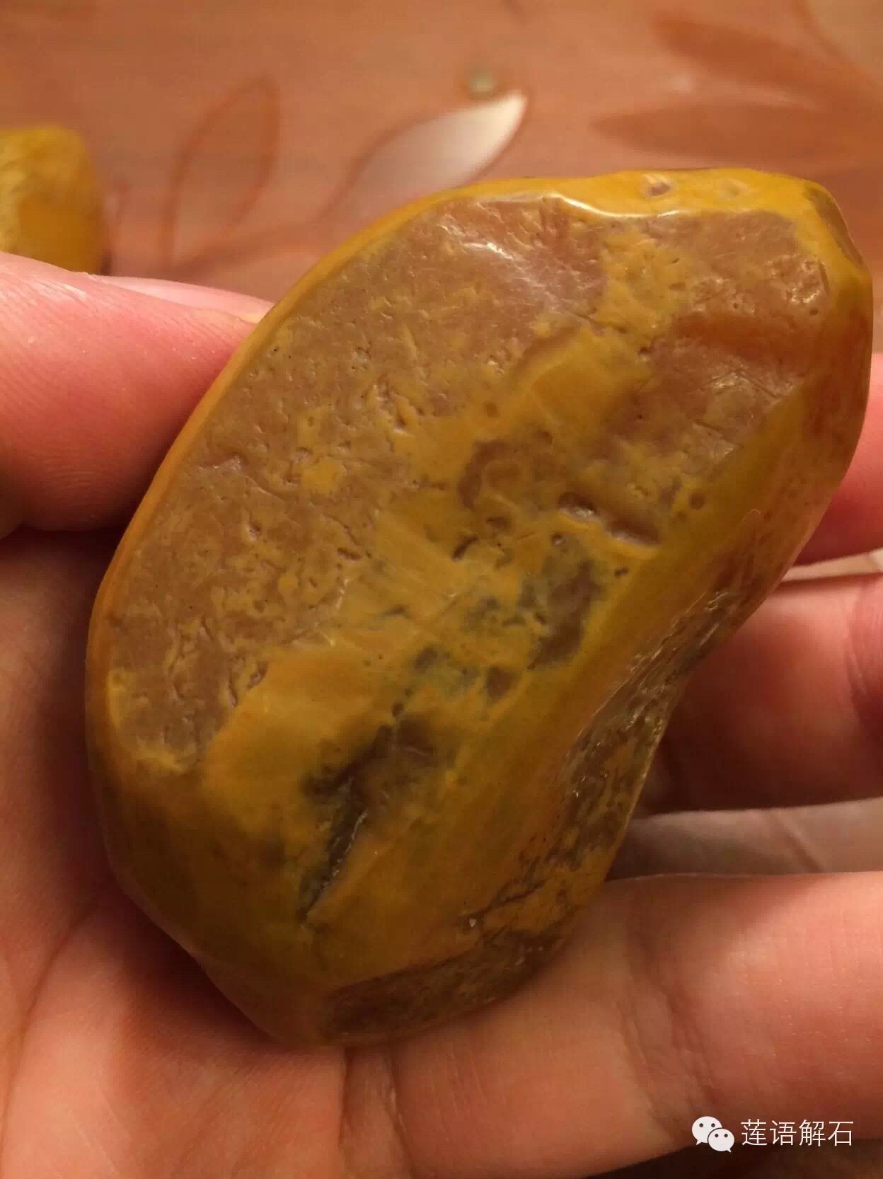 昌化田黄石与寿山田黄石哪个更好,寿山田黄石和昌化田黄石哪一种贵