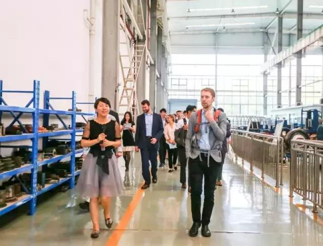 西南交通大学励志,学者专家对西南交通大学评价