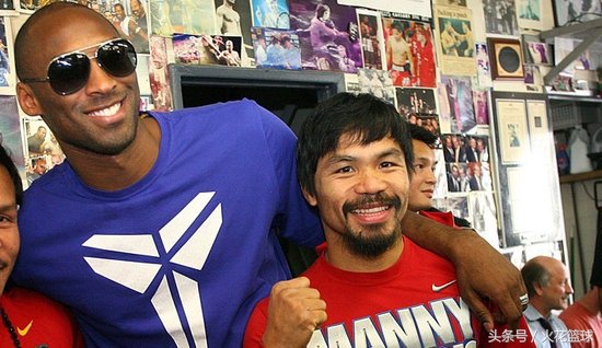 球星跨界珍贵合影,姚明羞涩,科比横跨娱乐拳坛,最后三张好心酸