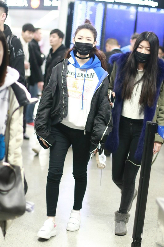 跟着明星学穿搭简约大方又时尚,跟着明星学穿搭图集