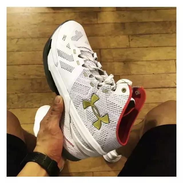 他是女人都想要的张志明，可是我更想要他的……