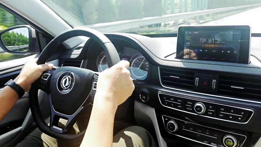 7万元就能买中级车？桂林试驾景逸S50后感叹真值