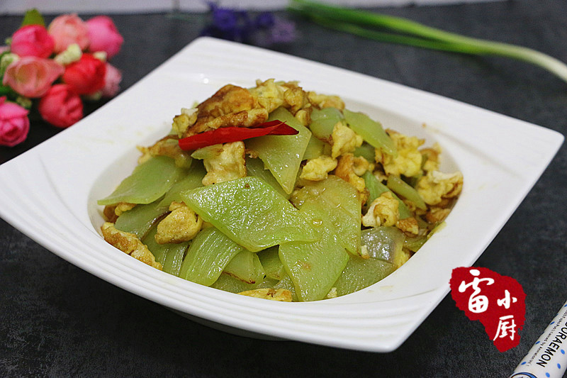 奶水多是涨得快么,这几天奶水很清是怎么回事