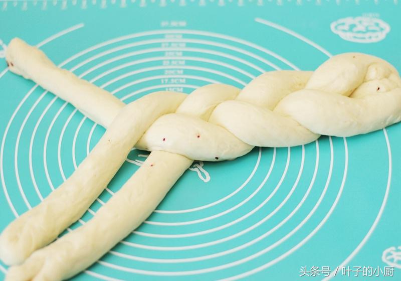 面包不拉丝像馒头,为什么做的面包像馒头一样